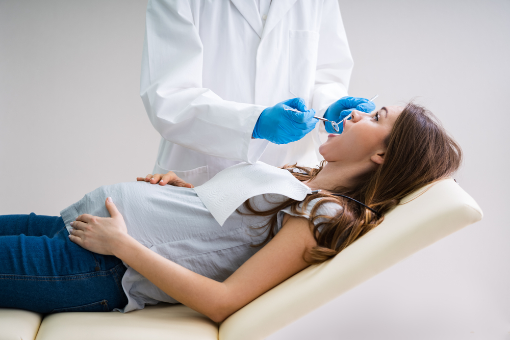 Избелване на зъбите по време на бременност 