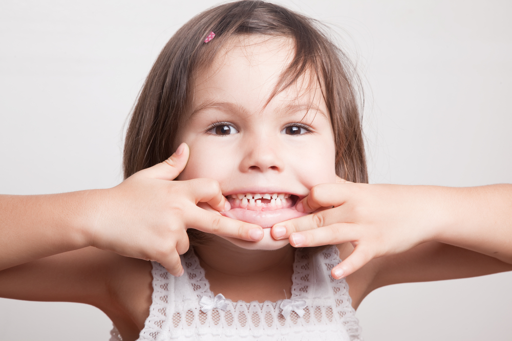 4 навика, които могат да са опасни за детските зъби