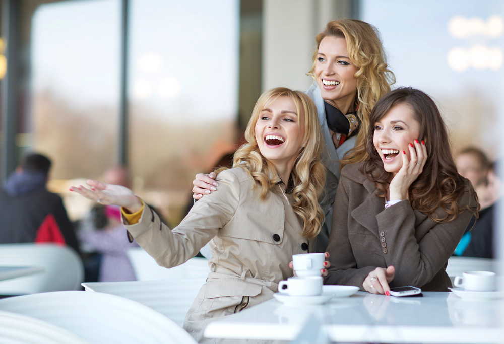 Само глупавите момичета имат много приятелки