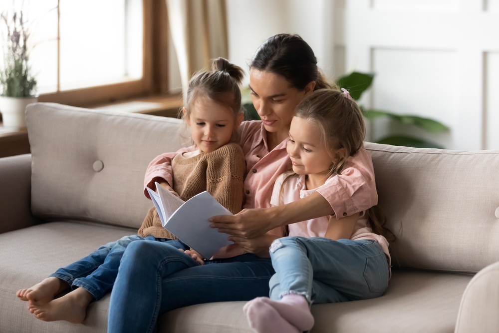 Защо да разказвате приказки на децата