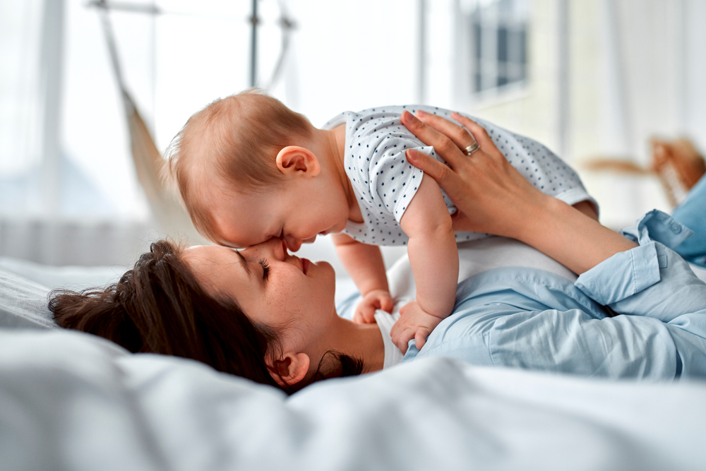 Как бебето с жестове и мимика казва какво иска  