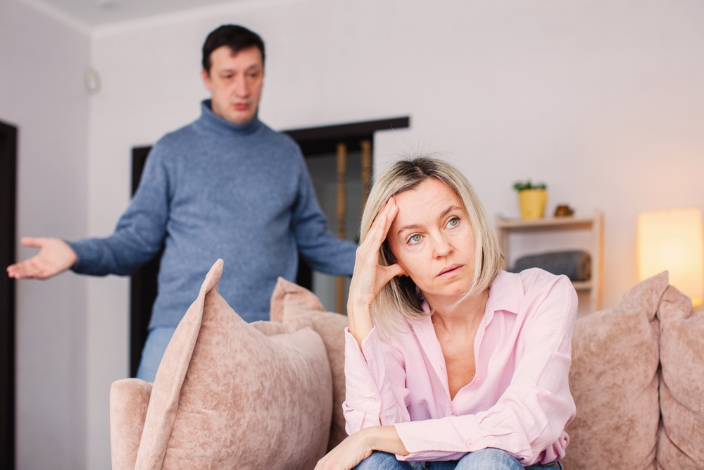 Тези 10 изречения разрушават всяка връзка – а вие ги използвате всекидневно