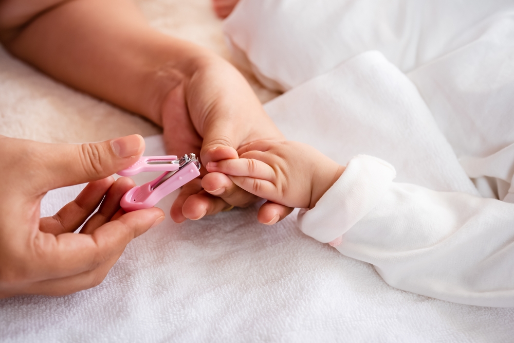 3 лесни трика, с които да изрежете ноктите на бебето 