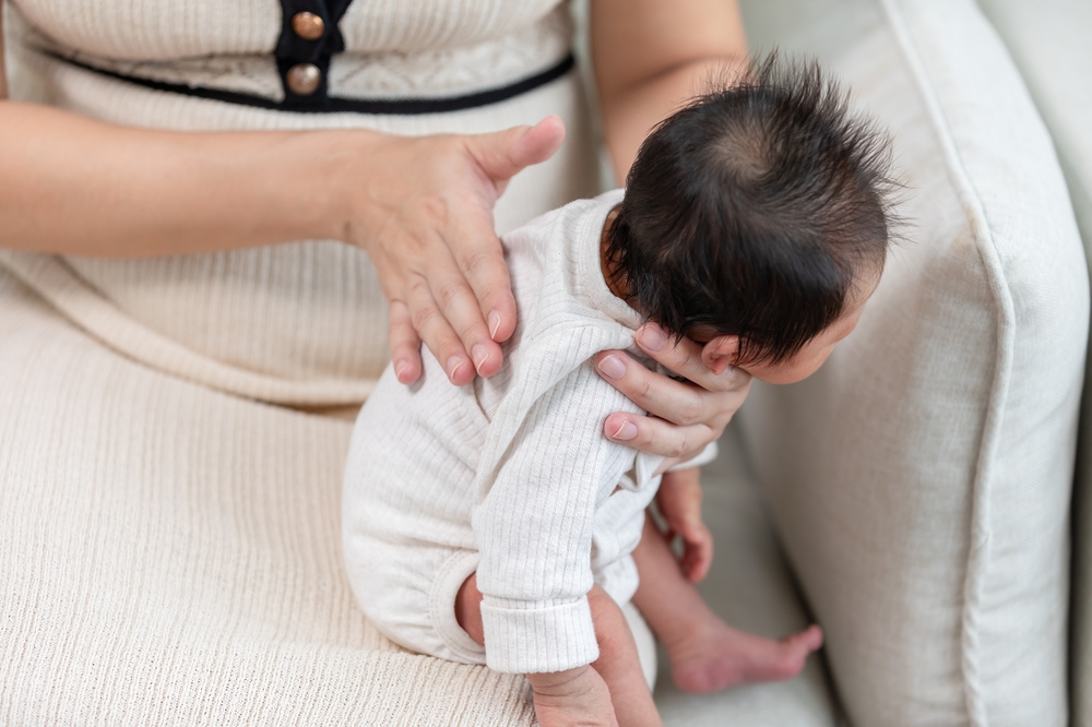 Как да спрем хълцането на бебето 