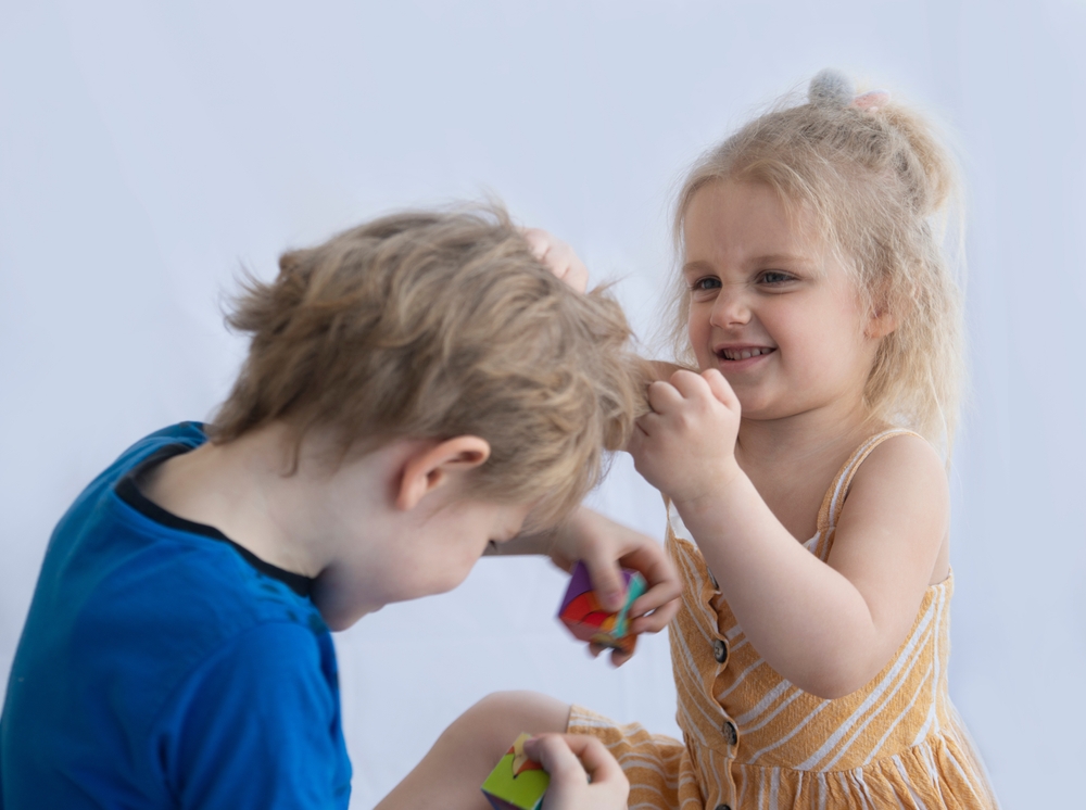 Мама в ролята на арбитър