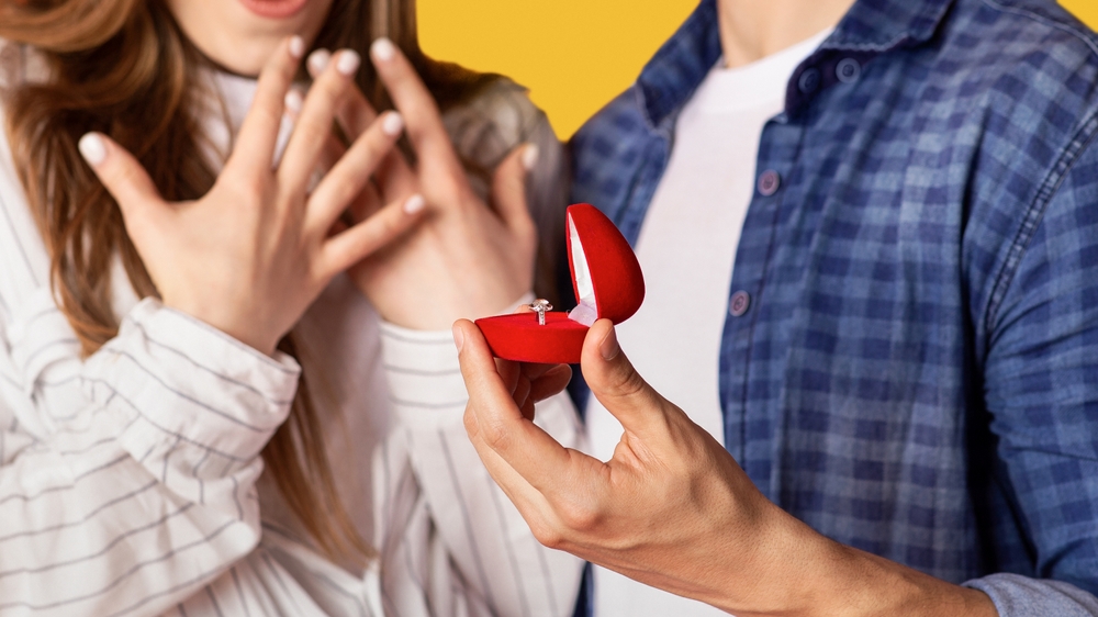 Предложи ми брак, но съм в стрес 