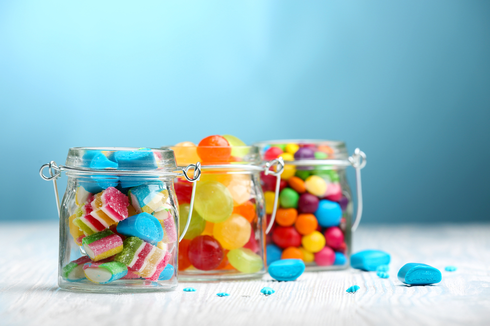 Децата и бонбоните – какви са вредите и как да ограничим пораженията