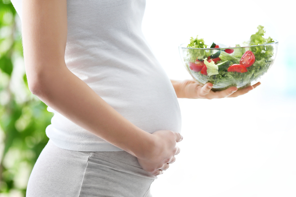 Най-важните витамини за бебето през бременността 