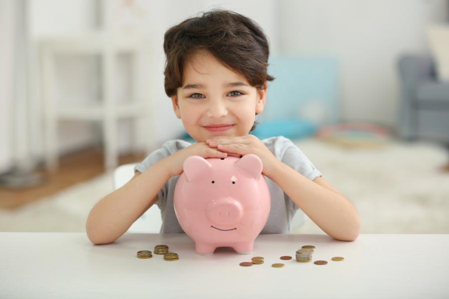 4 важни умения за живота и парите, на които уча детето си 