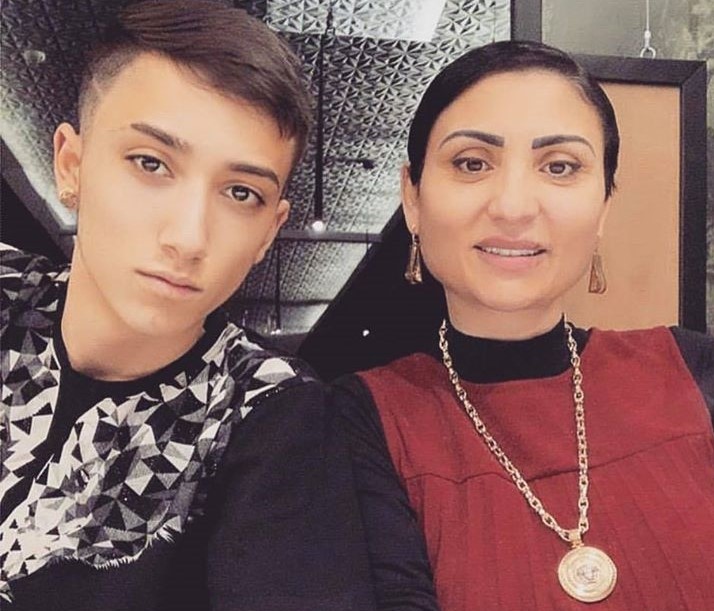  Синът на Софи Маринова ще става тонрежисьор