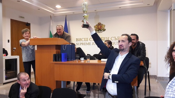 Таланти в шахмата и боксьори срещу Веселин Топалов