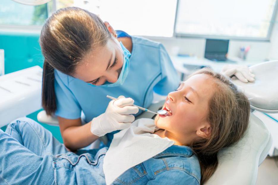 7 навика, заради които се изкривяват детските зъби 