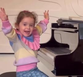 3-годишната дъщеря на Веско Ешкенази седна пред пияното   