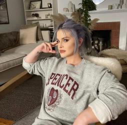 Кели Озбърн стана майка за първи път 