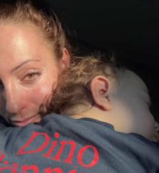 Ивет Лалова приспива Тиаго  