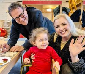 Веско Ешкенази празнува 5 години семейно щастие  