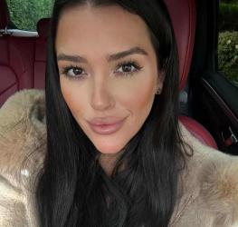 Бориса Тютюнджиева кръсти бебето  