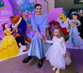 Мона Гочев облече Леа като принцеса  