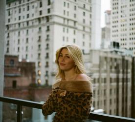 Като две капки вода: дъщерята на Клаудия Шифър - копие на майка си 