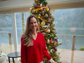 Хилари Суонк: Прегърнете вълшебните моменти 