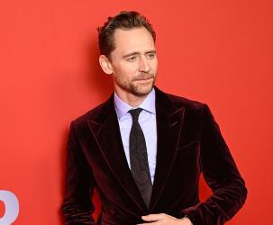 Том Хидълстън стана баща за втори път 