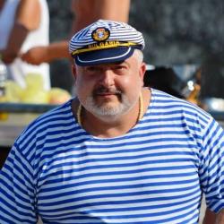 Ути Бъчваров стана татко на близначки 