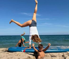 Децата молят Петя Дикова:  Мамо, направи циганско колело 