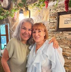 Марта Вачкова благодари на д-р Мажена Панова 