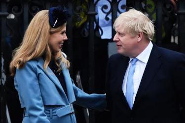 Бременната годеница на Борис Джонсън с COVID-19 