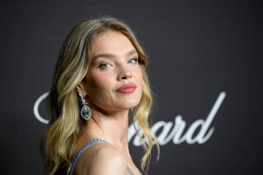 Честитят на Наталия Водянова шеста бременност 