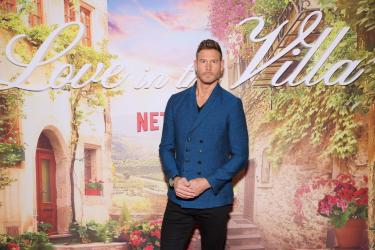 Том Хопър разкри как е реагирал сина му при вида на Таймс Скуеър 