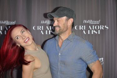 Шарна Бърджис реагира на коментар, в който се твърди, че синът ѝ „прилича на момиче“ 