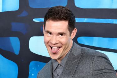 Адам Дивайн иска да води сина си на бейзболни мачове 