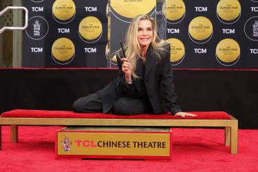 Мишел Пфайфър разказа за новата си роля на баба 