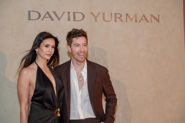 Нина Добрев  развали годежа с Шон Уайт  