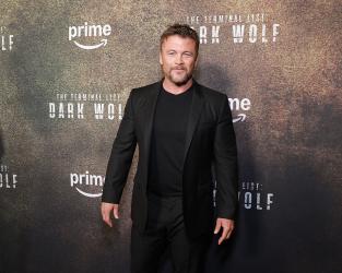 Люк Хемсуърт разкри кое от четирите му деца е прихванало „актьорската пристрастеност“ 