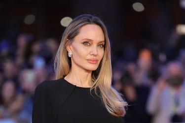 Анджелина Джоли е „готова“ за следващата глава в живота си 