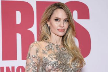 Анджелина Джоли с коментар за белезите от мастектомията 