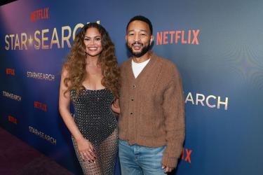 Криси Тийгън и Джон Леджънд си имат детски оркестър 