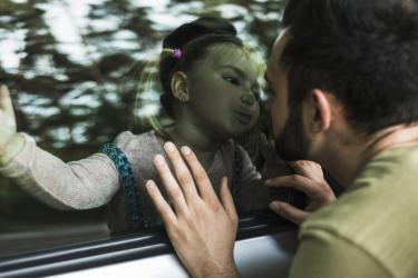 Изберете правилните думи  след развода   