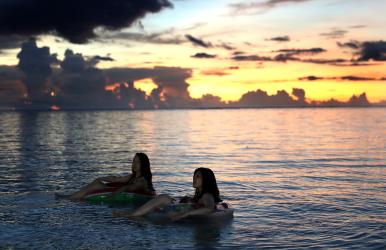 На море в Гуам 