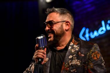 Иван Динев-Устата разсмива и не се шегува  