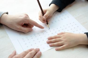 Защо не трябва да учите вечер с  децата  