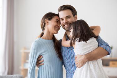 Признаците, че един мъж се чувства щастлив покрай вас 