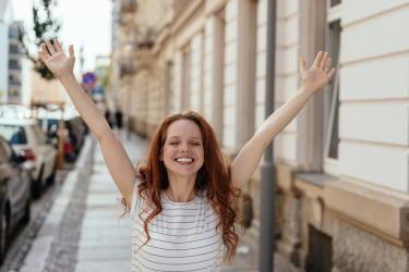 Екстравертите се радват на по-добро благосъстояние, сочи ретроспективно проучване 