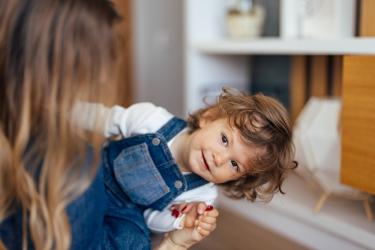 Мълчанието като оръжие за защита на детето  