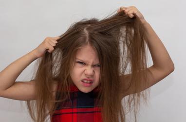 Ако детето се тръшка и проявява автоагресия, виновен ли е родителят? 