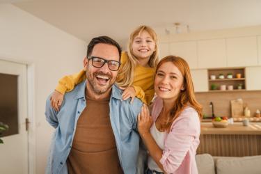 Смехът като лекарство: как науката доказва ползите за здравето 