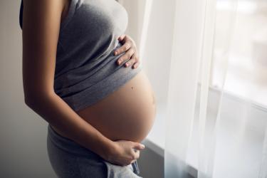 Няколко причини защо майчинството след 40 е рисково 