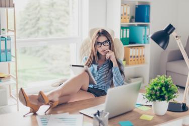 Топлината в офиса прави жената по-продуктивна  